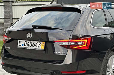 Универсал Skoda Superb 2017 в 