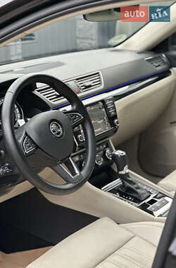 Универсал Skoda Superb 2017 в 