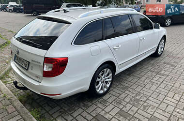 Универсал Skoda Superb 2013 в 