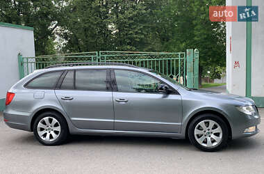 Универсал Skoda Superb 2010 в 