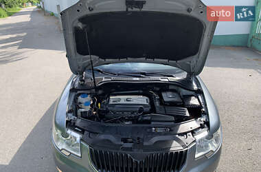 Универсал Skoda Superb 2010 в 