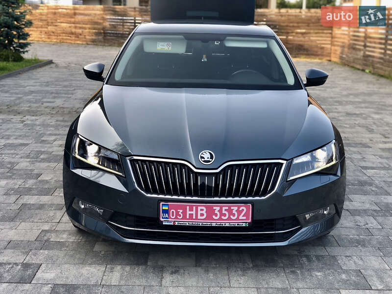 Лифтбек Skoda Superb 2017 в Тячеве