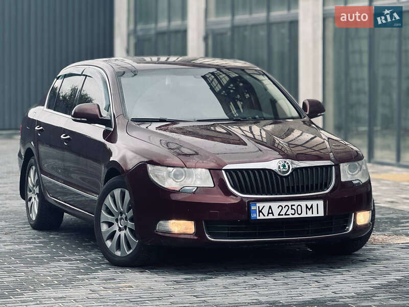 Лифтбек Skoda Superb 2009 в 