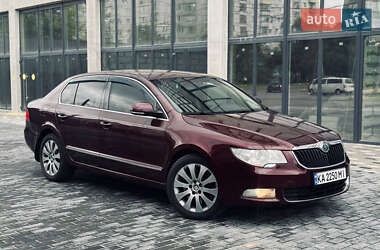 Лифтбек Skoda Superb 2009 в 