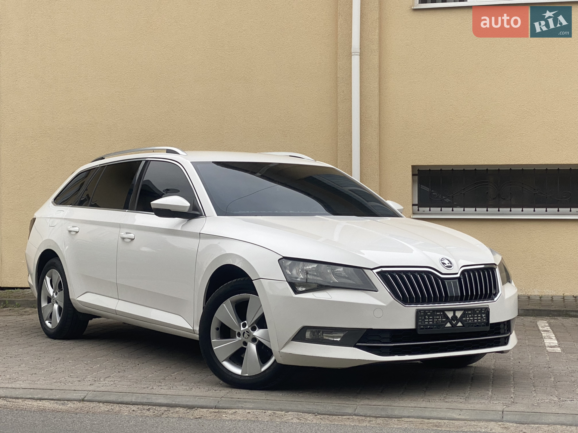 2017 Skoda Superb - мініатюра 4
