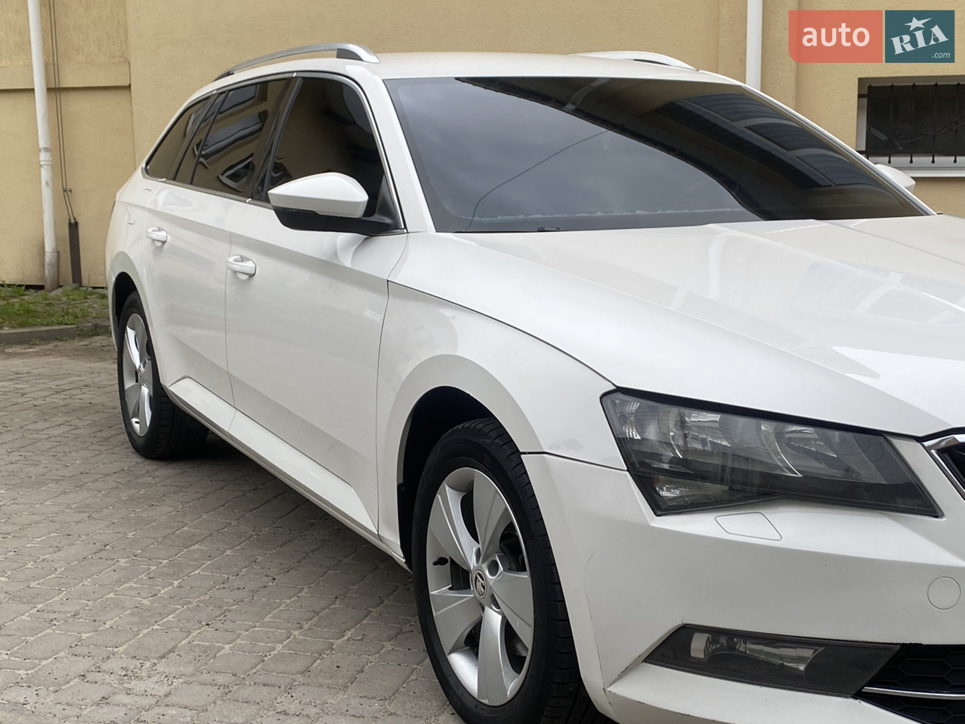 2017 Skoda Superb - мініатюра 19