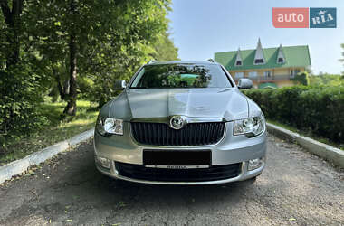 Универсал Skoda Superb 2011 в 