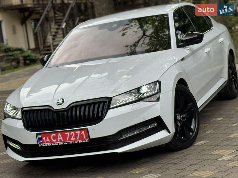 Лифтбек Skoda Superb 2021 в 