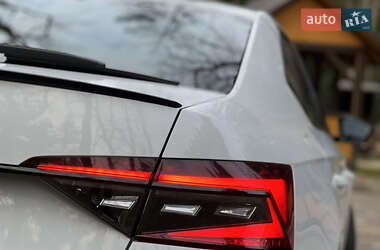 Лифтбек Skoda Superb 2021 в 