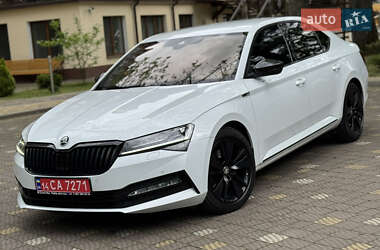 Лифтбек Skoda Superb 2021 в 