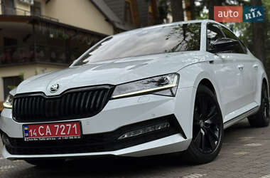 Лифтбек Skoda Superb 2021 в 