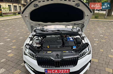 Лифтбек Skoda Superb 2021 в 