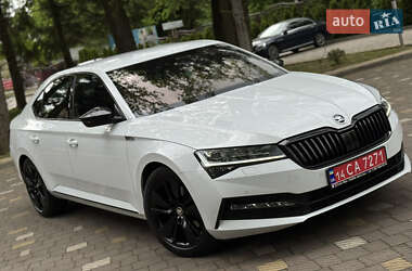 Лифтбек Skoda Superb 2021 в 