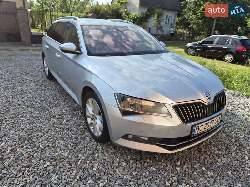 Универсал Skoda Superb 2017 в Львове