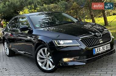 Ліфтбек Skoda Superb 2016 в 