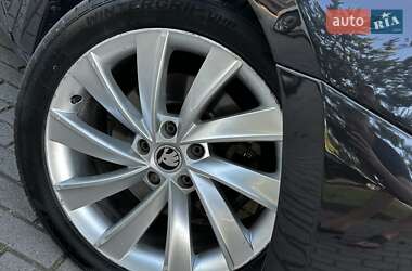 Ліфтбек Skoda Superb 2016 в 