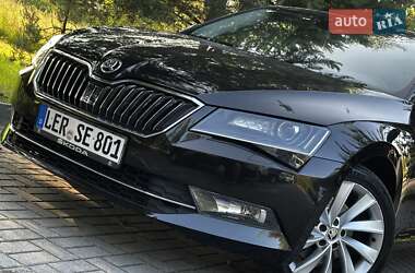 Ліфтбек Skoda Superb 2016 в 