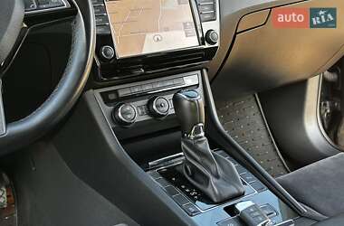 Ліфтбек Skoda Superb 2016 в 