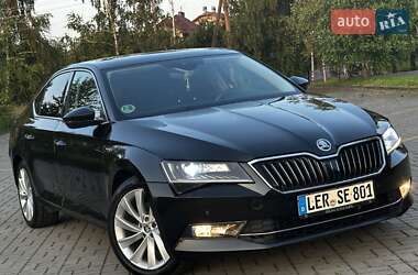Ліфтбек Skoda Superb 2016 в 
