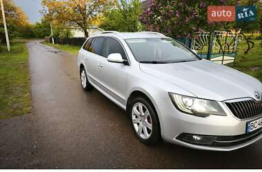 Універсал Skoda Superb 2014 в Стрию