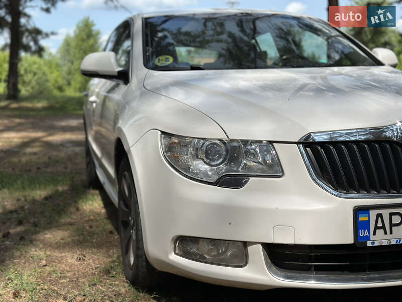 Лифтбек Skoda Superb 2011 в Сумах