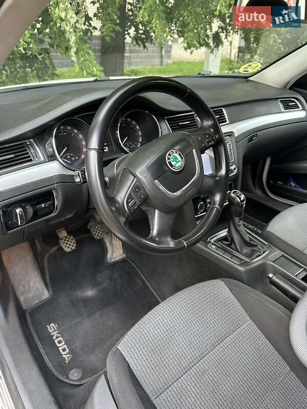 Лифтбек Skoda Superb 2011 в Сумах