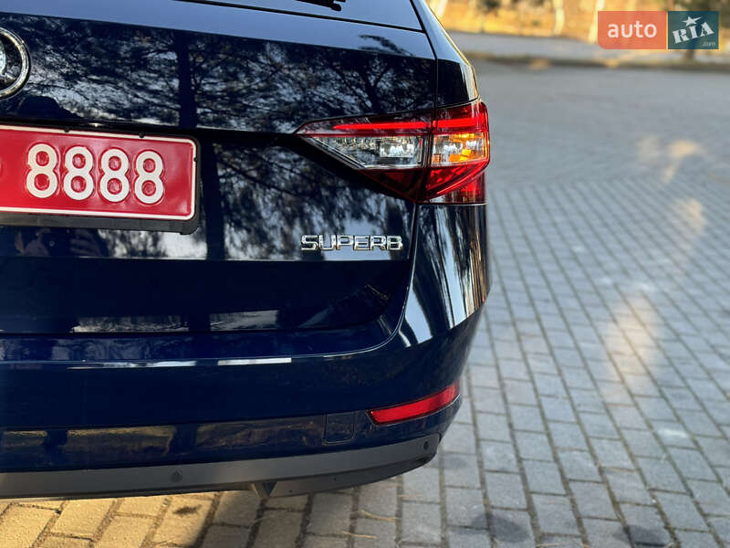 Универсал Skoda Superb 2018 в Дрогобыче