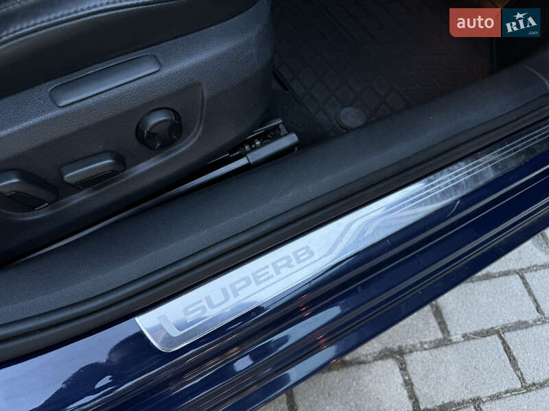 Универсал Skoda Superb 2018 в Дрогобыче