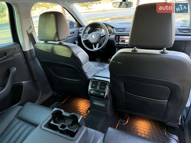 Универсал Skoda Superb 2018 в Дрогобыче