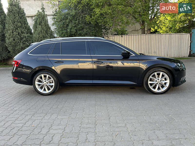 Универсал Skoda Superb 2018 в Луцке