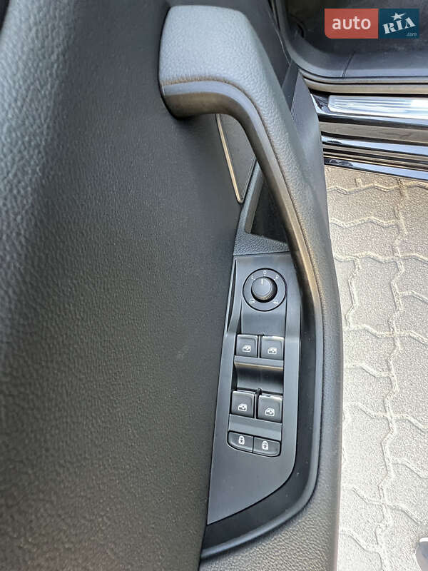 Универсал Skoda Superb 2018 в Луцке