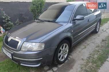 Лифтбек Skoda Superb 2003 в Сваляве