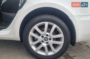 Лифтбек Skoda Superb 2012 в 