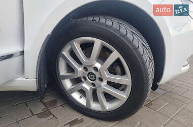 Лифтбек Skoda Superb 2012 в 