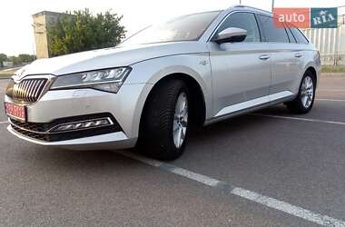 Универсал Skoda Superb 2021 в Киеве
