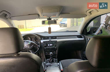 Универсал Skoda Superb 2011 в 