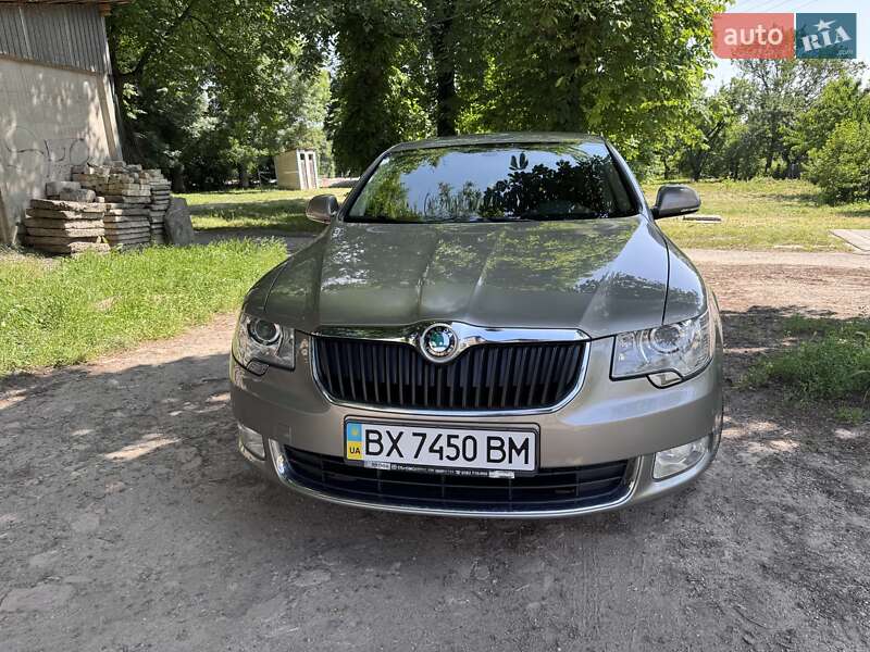 Skoda Superb 2012