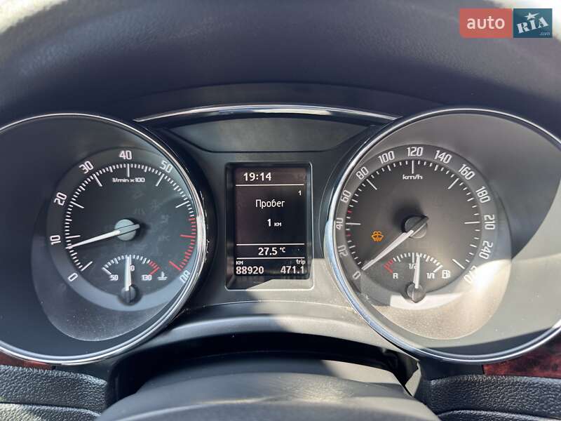 Лифтбек Skoda Superb 2012 в Каменец-Подольском