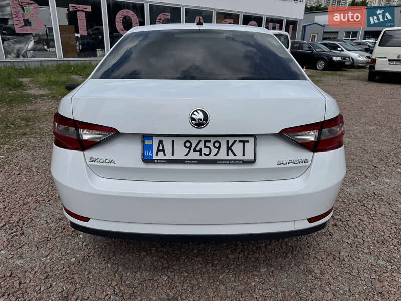 Лифтбек Skoda Superb 2016 в Броварах