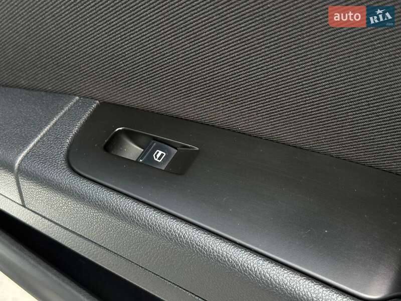 Универсал Skoda Superb 2011 в Ровно