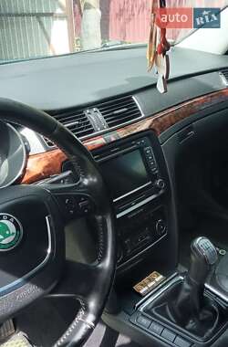 Лифтбек Skoda Superb 2012 в 