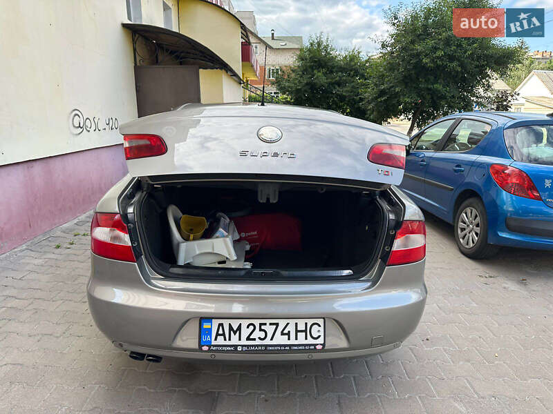 Ліфтбек Skoda Superb 2008 в Звягелі