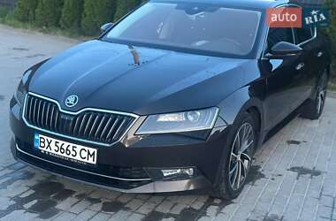 Лифтбек Skoda Superb 2018 в 