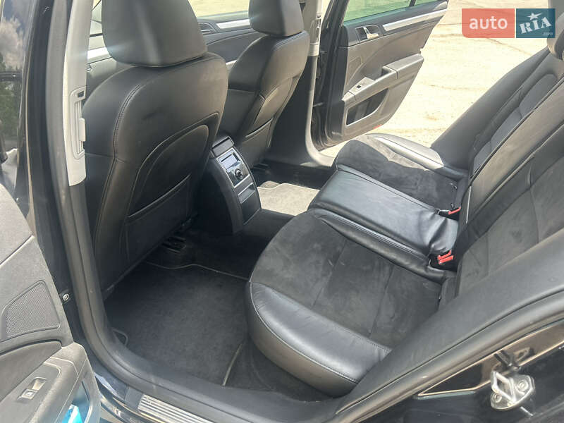 Универсал Skoda Superb 2012 в Южноукраинске