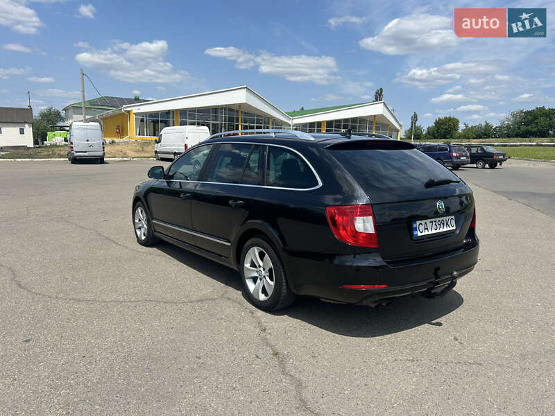 Универсал Skoda Superb 2012 в Южноукраинске