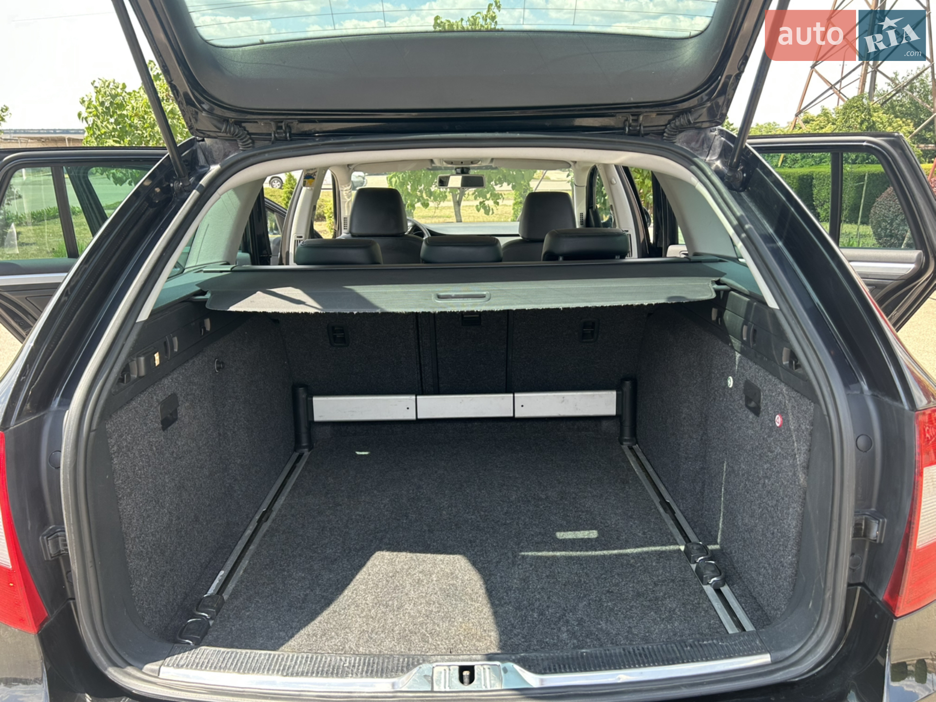 2012 Skoda Superb - мініатюра 27