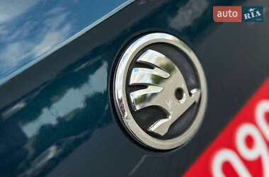 Универсал Skoda Superb 2015 в 