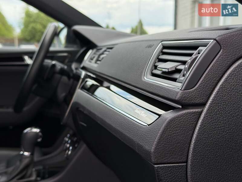 Универсал Skoda Superb 2021 в Луцке