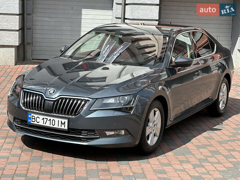 Ліфтбек Skoda Superb 2015 в Івано-Франківську
