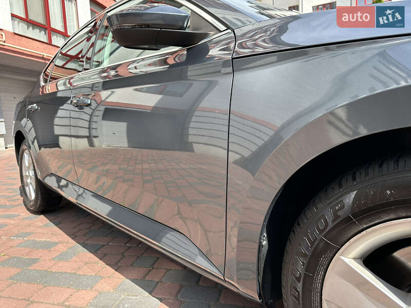 Ліфтбек Skoda Superb 2015 в Івано-Франківську